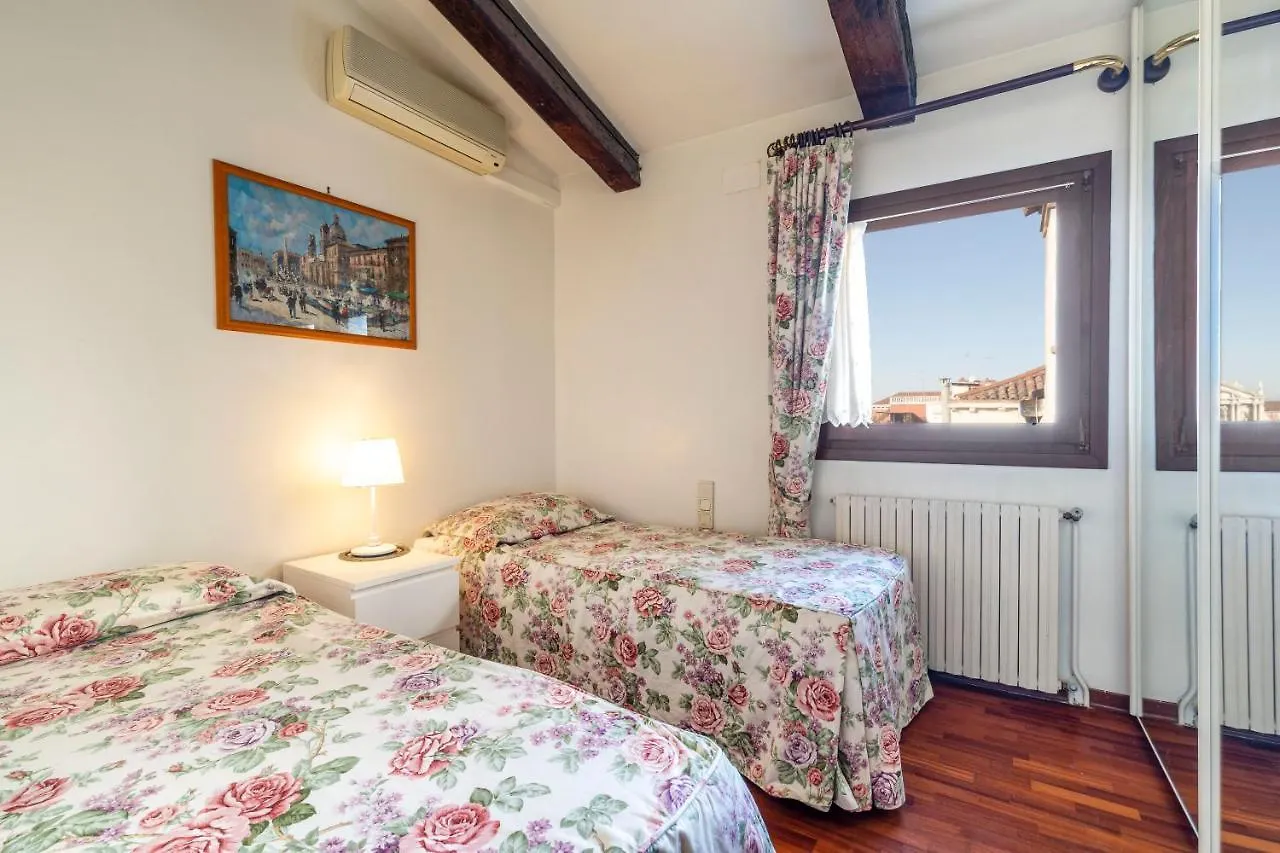 Palazzo Gradenigo Apartment Venice